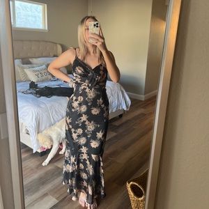 Lulus maxi dress